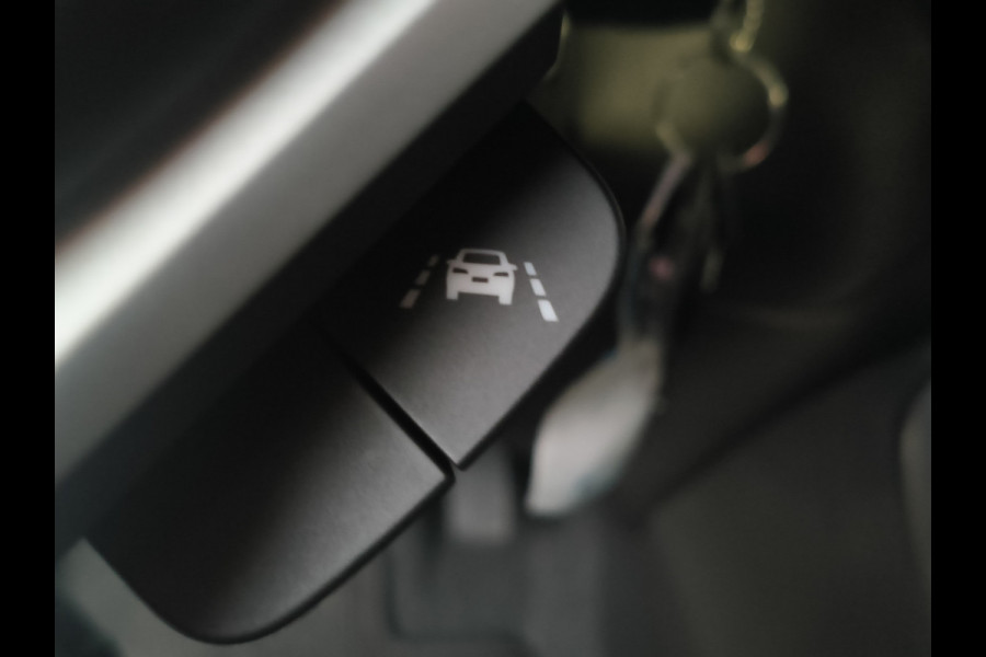 Suzuki S-Cross 1.4 Boosterjet Comfort Smart Hybrid uit 2025 Rijklaar “Sinds 1970 | 5.000+ reviews | Score 9,5 | Service zoals ’t hoort” Henk Jongen Auto's in Helmond,  al 50 jaar service zoals 't hoort!