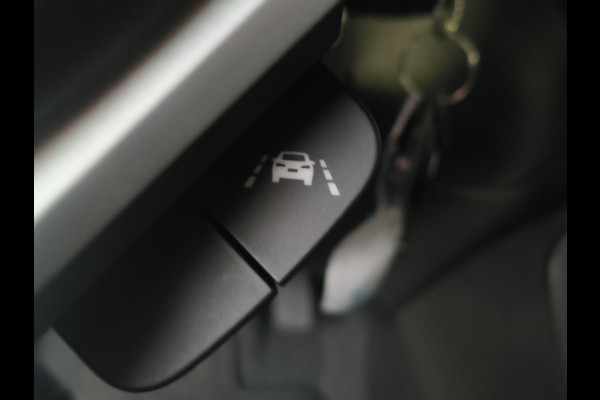 Suzuki S-Cross 1.4 Boosterjet Comfort Smart Hybrid uit 2025 Rijklaar “Sinds 1970 | 5.000+ reviews | Score 9,5 | Service zoals ’t hoort” Henk Jongen Auto's in Helmond,  al 50 jaar service zoals 't hoort!