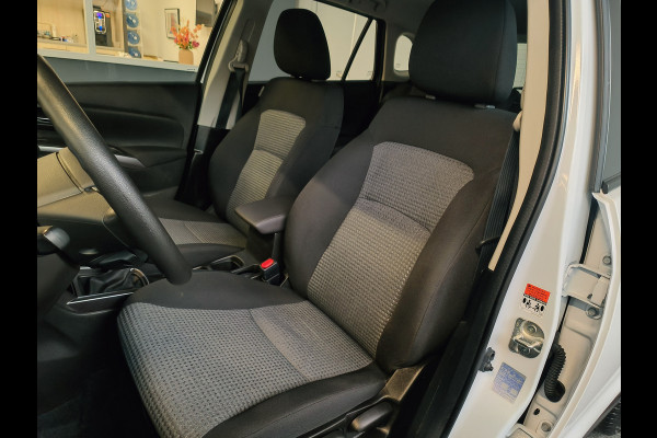 Suzuki S-Cross 1.4 Boosterjet Comfort Smart Hybrid uit 2025 Rijklaar “Sinds 1970 | 5.000+ reviews | Score 9,5 | Service zoals ’t hoort” Henk Jongen Auto's in Helmond,  al 50 jaar service zoals 't hoort!