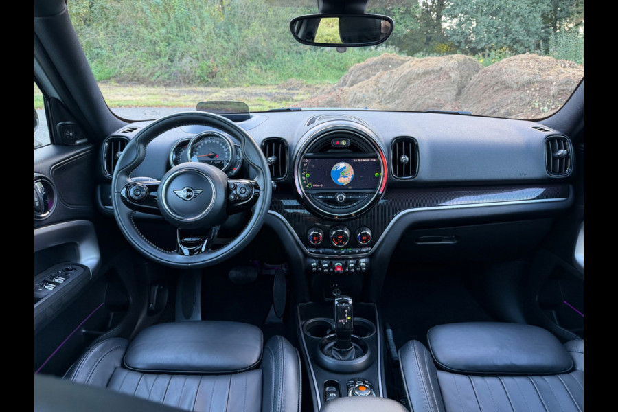 MINI Countryman 1.5 AUTOMAAT Cooper White Silver Edition, Panoramadak, unieke uitvoering met vele opties, harman cardon, NL auto