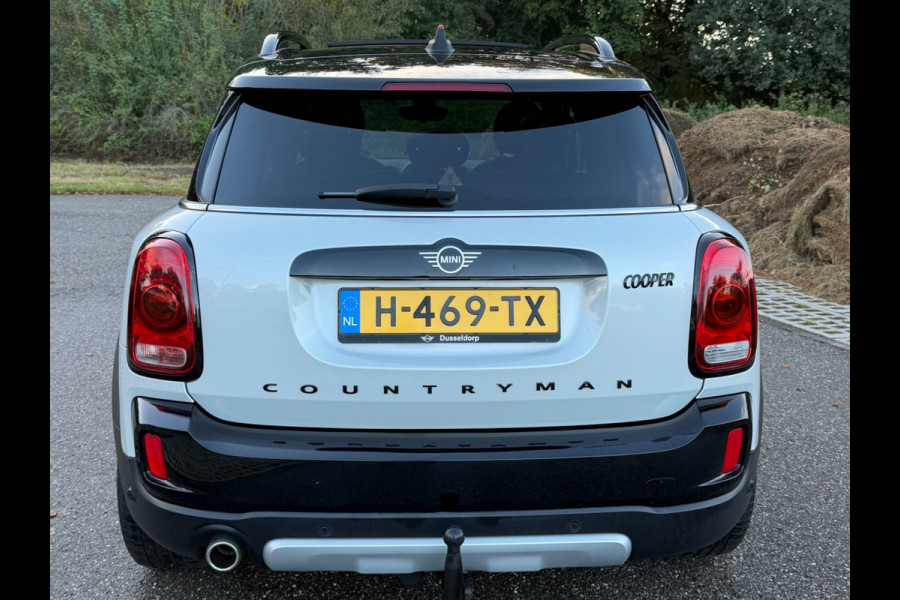MINI Countryman 1.5 AUTOMAAT Cooper White Silver Edition, Panoramadak, unieke uitvoering met vele opties, harman cardon, NL auto