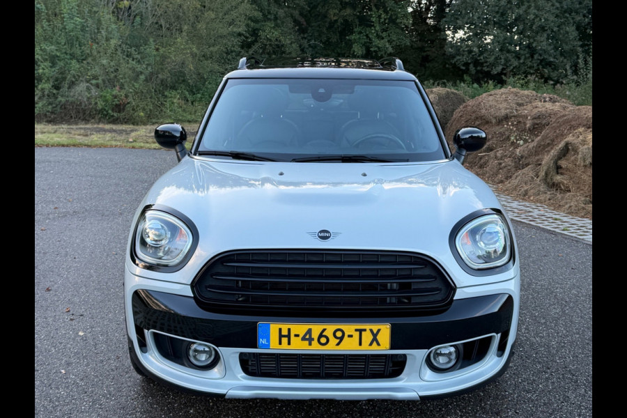 MINI Countryman 1.5 AUTOMAAT Cooper White Silver Edition, Panoramadak, unieke uitvoering met vele opties, harman cardon, NL auto