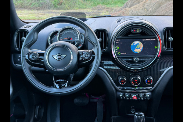 MINI Countryman 1.5 AUTOMAAT Cooper White Silver Edition, Panoramadak, unieke uitvoering met vele opties, harman cardon, NL auto