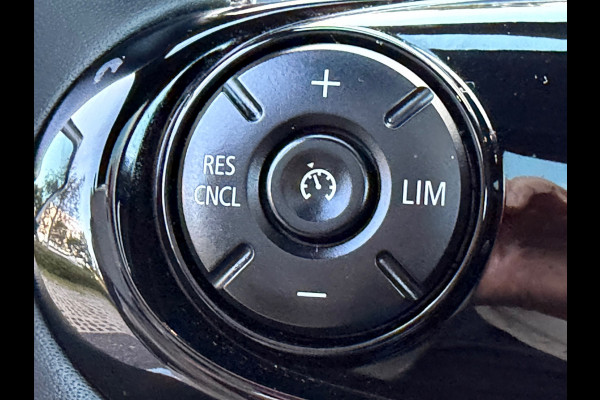 MINI Countryman 1.5 AUTOMAAT Cooper White Silver Edition, Panoramadak, unieke uitvoering met vele opties, harman cardon, NL auto