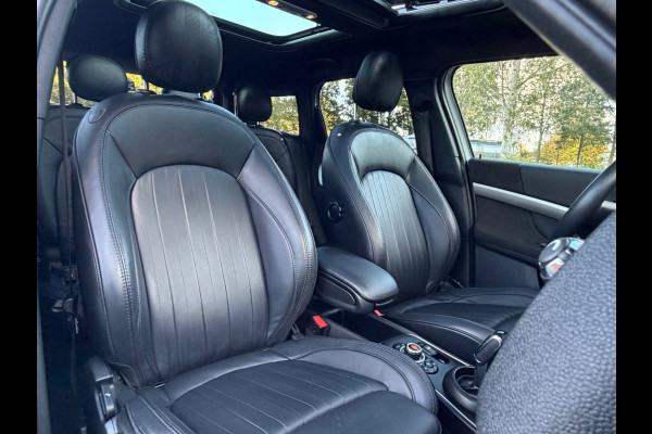 MINI Countryman 1.5 AUTOMAAT Cooper White Silver Edition, Panoramadak, unieke uitvoering met vele opties, harman cardon, NL auto