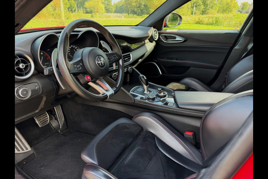 Alfa Romeo Giulia 2.9 V6 Quadrifoglio | 510PK | Carbon | Harman Kardon | Adaptive Cruise Control |Elektrisch Sportstoelen | Etc...