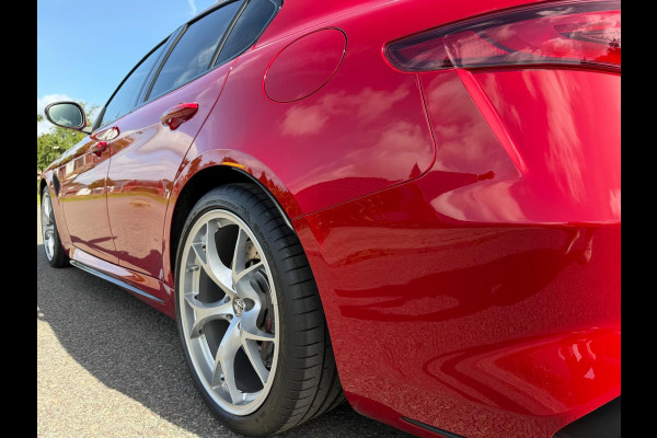 Alfa Romeo Giulia 2.9 V6 Quadrifoglio | 510PK | Carbon | Harman Kardon | Adaptive Cruise Control |Elektrisch Sportstoelen | Etc...
