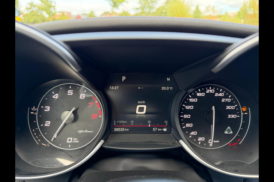 Alfa Romeo Giulia 2.9 V6 Quadrifoglio | 510PK | Carbon | Harman Kardon | Adaptive Cruise Control |Elektrisch Sportstoelen | Etc...