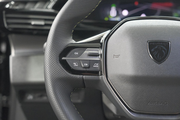 Peugeot 408 1.2 Hybrid 136 e-DCS6 GT | 360 Camera | Adaptieve Cruise Control | Elektronische Kofferklep | Apple Carplay