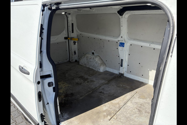 Ford Transit Custom 320 2.0 TDCI L2H1*NAVI*CAM*CRUISE*A/C*TEL*3PERS*