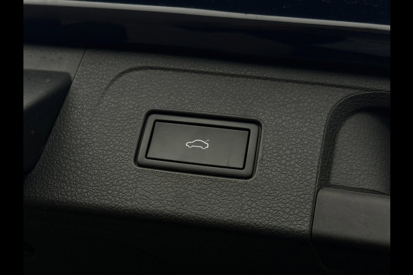 Volkswagen Passat Variant 1.4 TSI PHEV GTE | Trekhaak | IQ Light | Massage | Travel Assist | Dodehoek | Dealer onderhouden