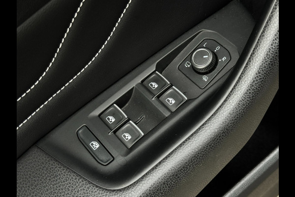 Volkswagen Passat Variant 1.4 TSI PHEV GTE | Trekhaak | IQ Light | Massage | Travel Assist | Dodehoek | Dealer onderhouden