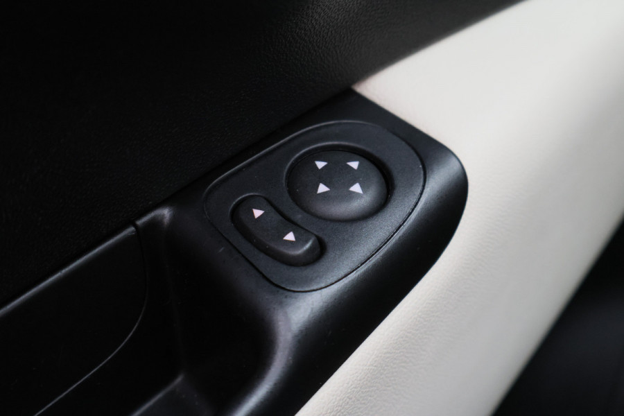 Fiat 500C 1.0 Hybrid Dolcevita Climate, Cruise, Apple Carplay, PDC, 16"