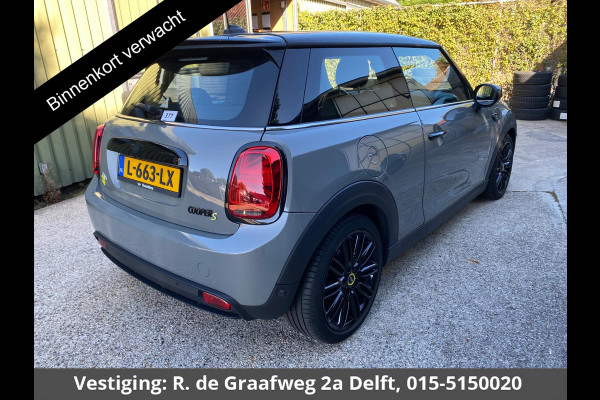 MINI Cooper Electric Business Edition 33 kWh | Navigatie | 1e eigenaar |