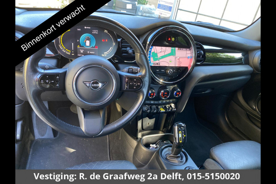 MINI Cooper Electric Business Edition 33 kWh | Navigatie | 1e eigenaar |