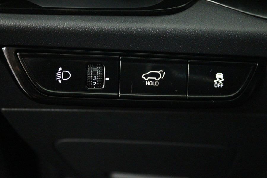 Kia Niro EV DynamicPlusLine 64.8 kWh (PANORAMADAK, TREKHAAK, CAMERA, STOEL/STUUR VERWARMING)