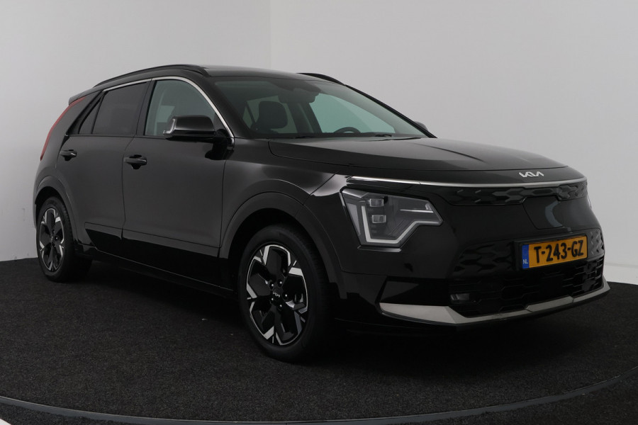 Kia Niro EV DynamicPlusLine 64.8 kWh (PANORAMADAK, TREKHAAK, CAMERA, STOEL/STUUR VERWARMING)