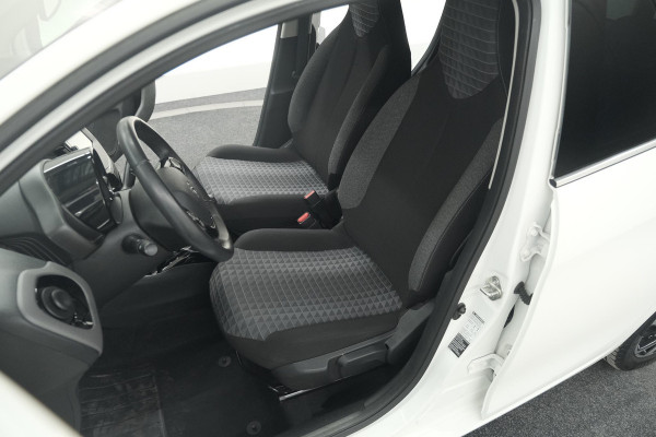 Peugeot 108 1.0 e-VTi Allure TOP! | Elektrisch Vouwdak | Camera | Navigatie | Climate Control