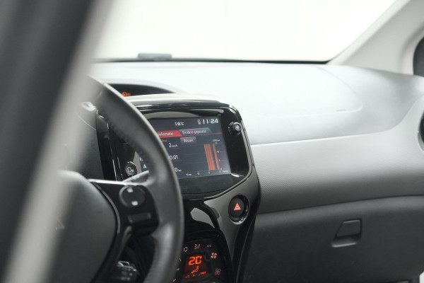 Peugeot 108 1.0 e-VTi Allure TOP! | Elektrisch Vouwdak | Camera | Navigatie | Climate Control