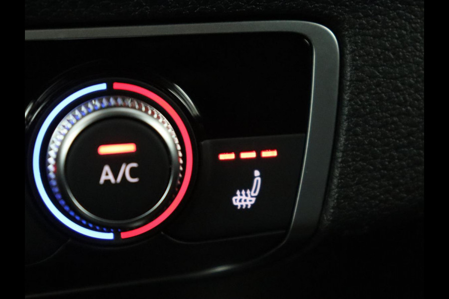 Audi Q2 35 TFSI S Edition | Cruise control | Stoelverwarming | Camera | Park assist | Navigatie | Bluetooth | Climate control | Virtueel dashboard | 17" velgen