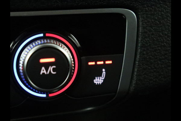 Audi Q2 35 TFSI S Edition | Cruise control | Stoelverwarming | Camera | Park assist | Navigatie | Bluetooth | Climate control | Virtueel dashboard | 17" velgen