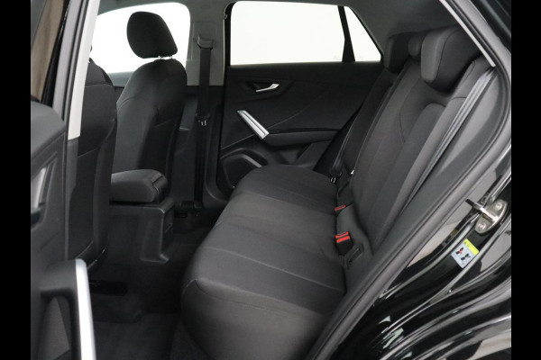 Audi Q2 35 TFSI S Edition | Cruise control | Stoelverwarming | Camera | Park assist | Navigatie | Bluetooth | Climate control | Virtueel dashboard | 17" velgen