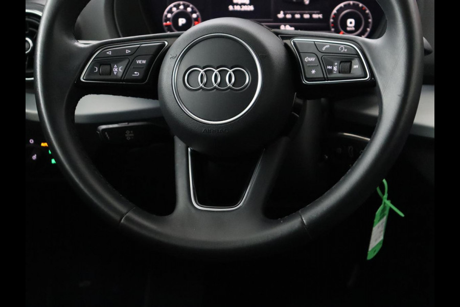 Audi Q2 35 TFSI S Edition | Cruise control | Stoelverwarming | Camera | Park assist | Navigatie | Bluetooth | Climate control | Virtueel dashboard | 17" velgen