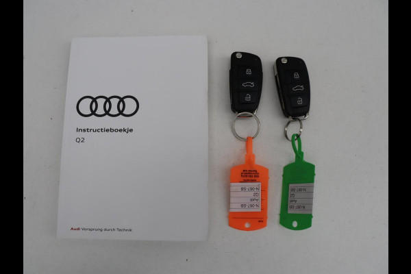 Audi Q2 35 TFSI S Edition | Cruise control | Stoelverwarming | Camera | Park assist | Navigatie | Bluetooth | Climate control | Virtueel dashboard | 17" velgen
