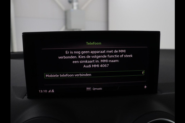 Audi Q2 35 TFSI S Edition | Cruise control | Stoelverwarming | Camera | Park assist | Navigatie | Bluetooth | Climate control | Virtueel dashboard | 17" velgen