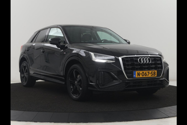 Audi Q2 35 TFSI S Edition | Cruise control | Stoelverwarming | Camera | Park assist | Navigatie | Bluetooth | Climate control | Virtueel dashboard | 17" velgen