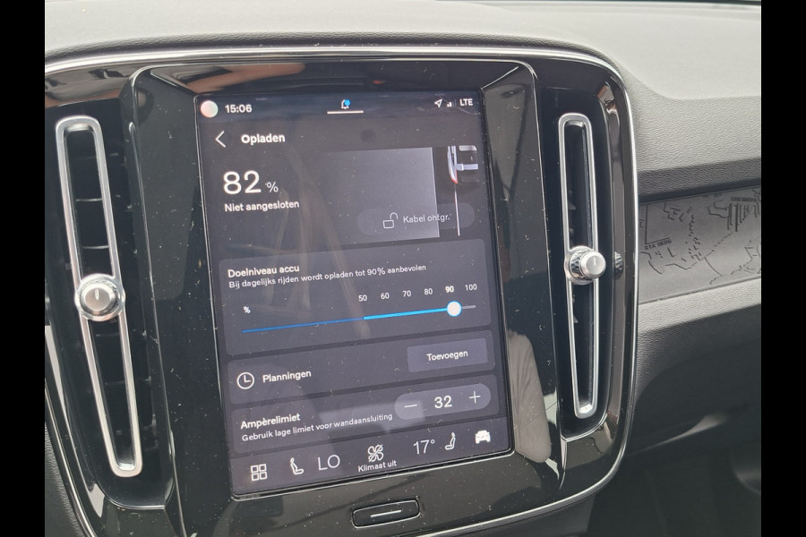Volvo XC40 SOH 90% Core 69 kWh Carplay Pano Elek.Trekhaak Camera Orig.NL Voll.Onderhouden!