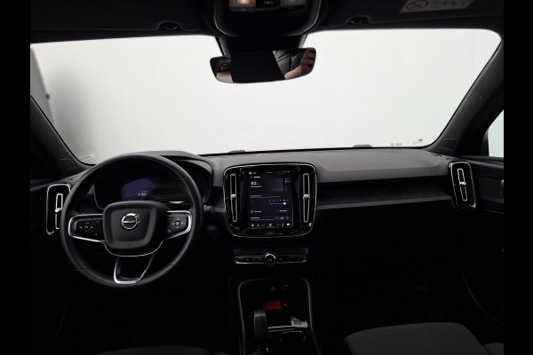 Volvo XC40 SOH 90% Core 69 kWh Carplay Pano Elek.Trekhaak Camera Orig.NL Voll.Onderhouden!