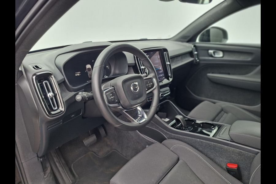 Volvo XC40 SOH 90% Core 69 kWh Carplay Pano Elek.Trekhaak Camera Orig.NL Voll.Onderhouden!