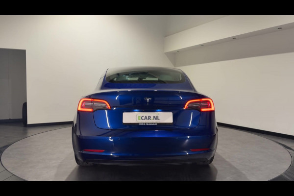 Tesla Model 3 Standard RWD Plus 60 kWh | Premium wit interieur | Trekhaak | ACC | Keurige auto