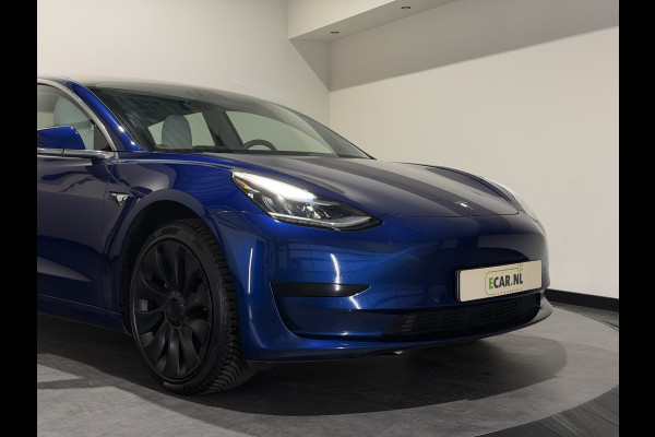 Tesla Model 3 Standard RWD Plus 60 kWh | Premium wit interieur | Trekhaak | ACC | Keurige auto