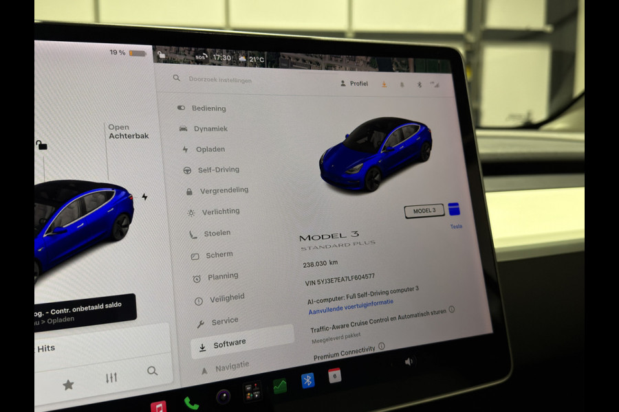 Tesla Model 3 Standard RWD Plus 60 kWh | Premium wit interieur | Trekhaak | ACC | Keurige auto