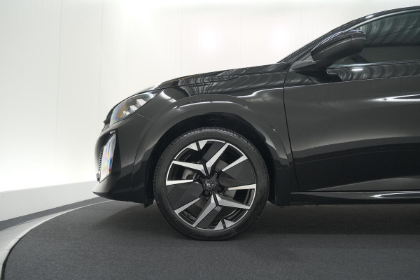 Peugeot 208 1.2 Hybrid 145 e-DCS6 GT | Alcantara Pakket | Camera | Apple Carplay | Stoelverwarming