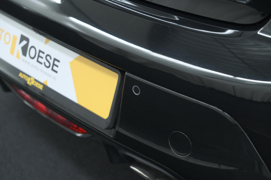 Peugeot 208 1.2 Hybrid 145 e-DCS6 GT | Alcantara Pakket | Camera | Apple Carplay | Stoelverwarming