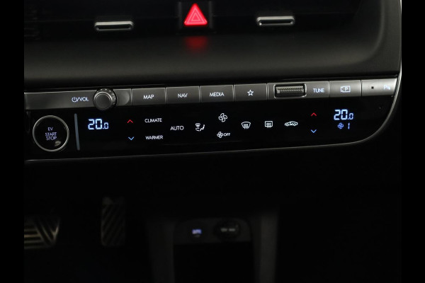 Hyundai IONIQ 5 Connect 73kWh | SOH 92,2% | Stuur/stoel verwarming | Adaptive cruise | Trekhaak | BOSE sound | Camera | Park assist | Carplay | Climate control | Full LED