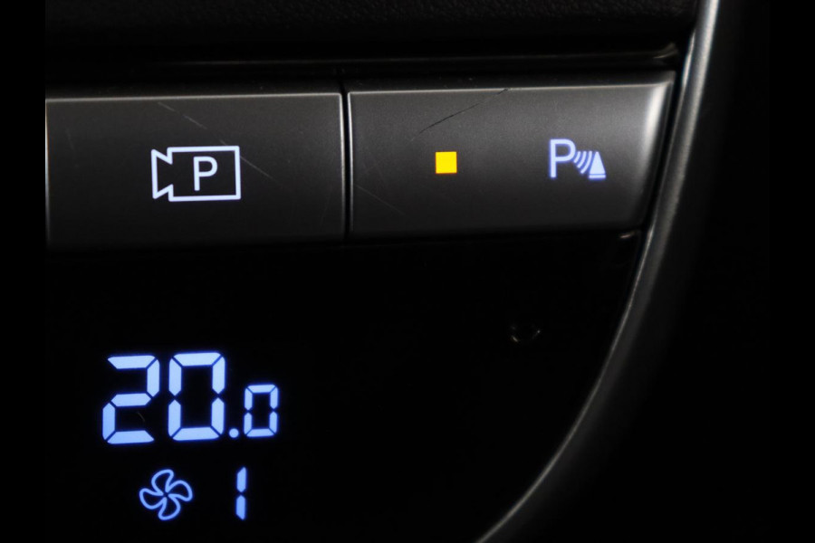 Hyundai IONIQ 5 Connect 73kWh | SOH 92,2% | Stuur/stoel verwarming | Adaptive cruise | Trekhaak | BOSE sound | Camera | Park assist | Carplay | Climate control | Full LED
