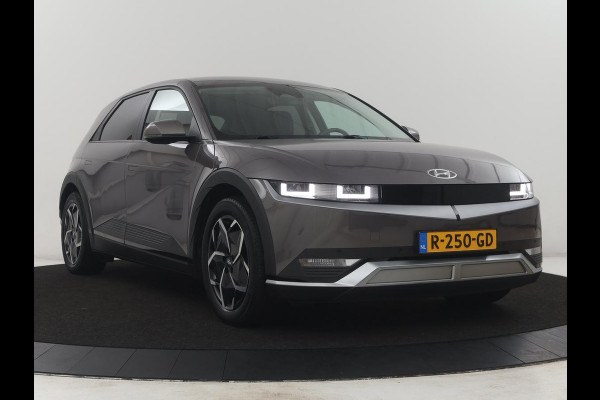 Hyundai IONIQ 5 Connect 73kWh | SOH 92,2% | Stuur/stoel verwarming | Adaptive cruise | Trekhaak | BOSE sound | Camera | Park assist | Carplay | Climate control | Full LED