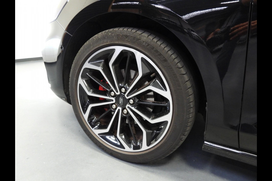 Ford Focus 1.0 EcoBoost Hybrid ST Line X Business NAVI/ADAPT.CRUISE/B&O/AGR/TREKH./18"LMV!