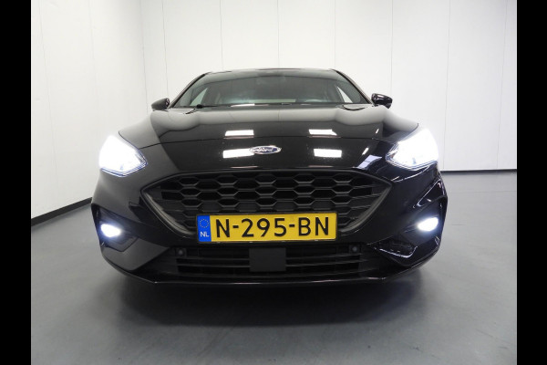 Ford Focus 1.0 EcoBoost Hybrid ST Line X Business NAVI/ADAPT.CRUISE/B&O/AGR/TREKH./18"LMV!