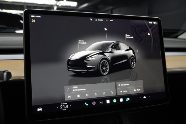Tesla Model Y SOH: 96,7% Navi 360° Leder ACC Autopilot PDC Elektr. achterklep Stoelverwarmimg voor en achter Stuurverwarming Optie: Full Self-Driving Capability BTW auto