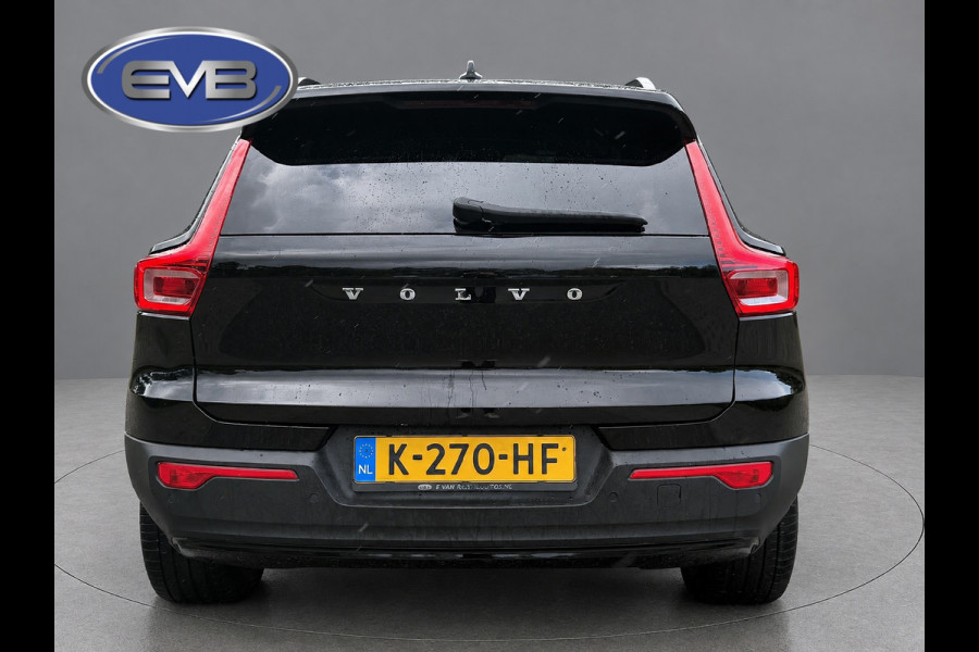 Volvo XC40 Recharge P8 AWD R-Design, panoramadak, electr bedienbare trekhaak, VOL OPTIES, 1 e eigenaar, Origineel NL auto met nap