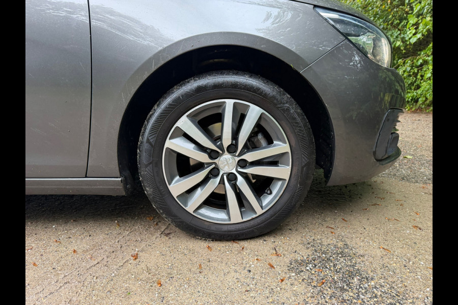 Peugeot 308 SW 1.2 PureTech Blue Lease Premium | Cruise control + NAP + Leder Nu € 7.950,- !!!