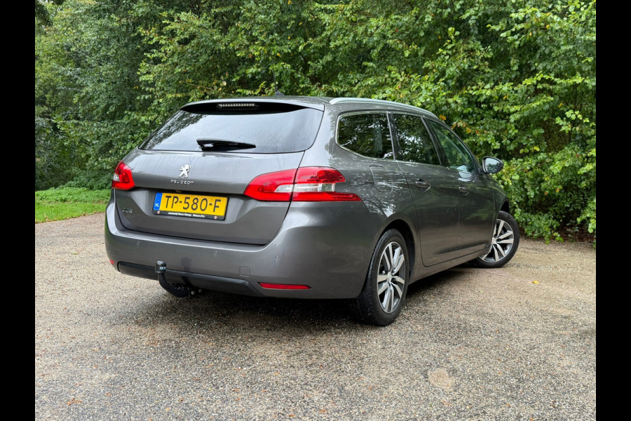 Peugeot 308 SW 1.2 PureTech Blue Lease Premium | Cruise control + NAP + Leder Nu € 7.950,- !!!