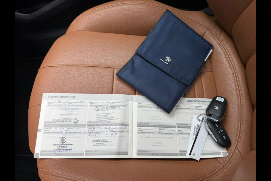 Peugeot 308 SW 1.2 PureTech Blue Lease Premium | Cruise control + NAP + Leder Nu € 7.950,- !!!