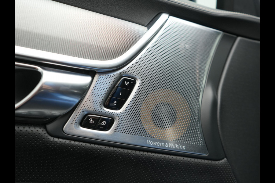 Volvo V90 T8 AWD Twin Engine R-Design Polestar Engineerd PHEV 407pk Dealer O.H. | Trekhaak Af Fabriek | Four C Luchtvering | Panodak | Head Up | Adaptive Cruise | Bowers & Wilkins | 360 Camera | Alcantara Sportstoelen Memory & Verwarmd | Stuur Verwarmd | Apple Carplay |  20"L.M | Plug In Hybrid |