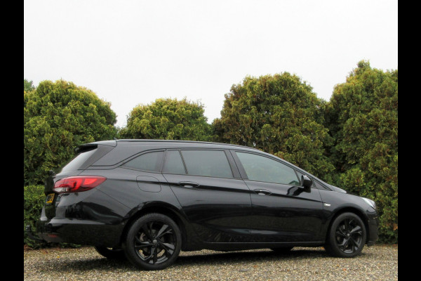 Opel Astra Sports Tourer 1.2 Elegance * Navi * Trekhaak *